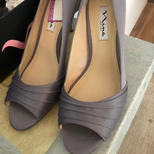 Grey Nina satin heels 👠